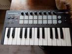 Novation launchkey mini, Ophalen of Verzenden, Zo goed als nieuw