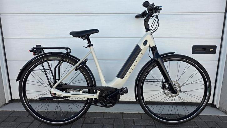 Nieuwstaat!Gazelle Ultimate C8
Bosch Plus! Pas 684 km!, Fietsen en Brommers, Fietsen | Dames | Damesfietsen, Zo goed als nieuw