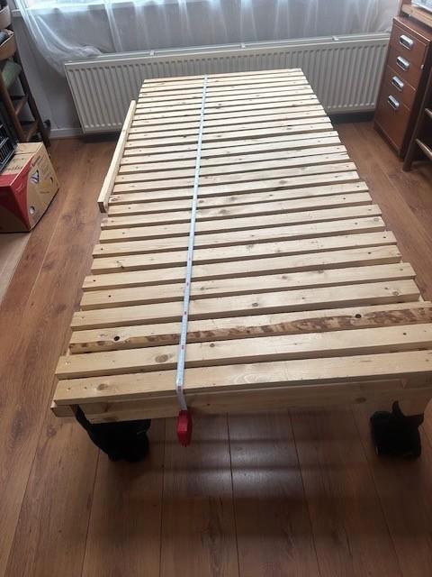 Uitschuifbaar camperbed, Caravans en Kamperen, Camper-accessoires, Zo goed als nieuw, Ophalen