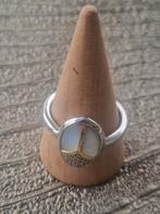Ti Sento ring scarabee parelmoer maat 19., 19 tot 20, Ophalen of Verzenden, Zo goed als nieuw, Dame