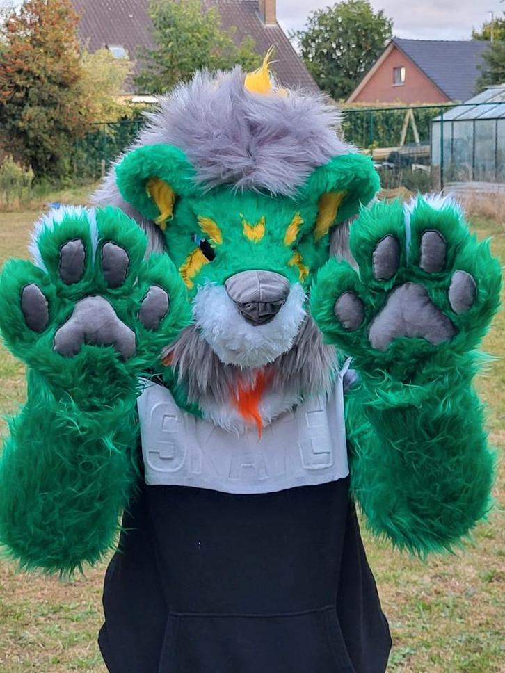 Lion leeuw fursuit partial, Hobby en Vrije tijd, Feestartikelen, Zo goed als nieuw, Ophalen of Verzenden