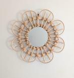 Mooie spiegel riet / rotan, Huis en Inrichting, Woonaccessoires | Spiegels, Ophalen of Verzenden, Rond, Minder dan 50 cm, Minder dan 100 cm