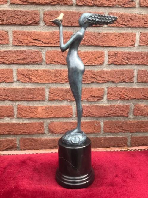 bijzonder mooi modern bronzen beeld, Antiek en Kunst, Kunst | Beelden en Houtsnijwerken, Ophalen of Verzenden