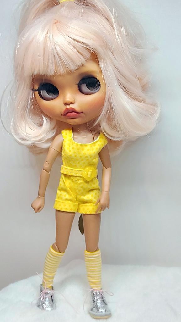 Mooie Blythe doll, Verzamelen, Poppen, Zo goed als nieuw, Pop, Ophalen of Verzenden