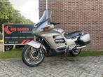 Honda st1100 pan european 1990 VASTE PRIJS €1000, Motoren, Motoren | Honda, Cardan-aandrijving, 4 cilinders, Motorrijbewijs A