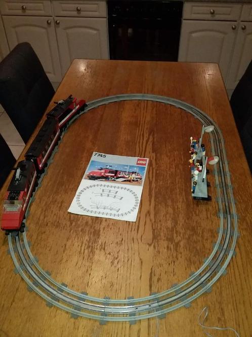 lego nr 7745 12v trein, Kinderen en Baby's, Speelgoed | Duplo en Lego, Gebruikt, Lego, Ophalen of Verzenden