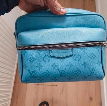 Louis vuitton taigarama bag light blue dior gucci  beschikbaar voor biedingen