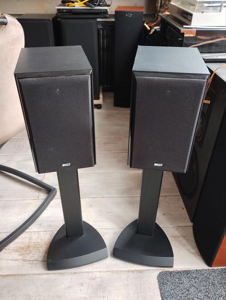 2 Kef C3 speakers black ash op stands 120Wrms@8ohm, Audio, Tv en Foto, Luidsprekers, Gebruikt, Front, Rear of Stereo speakers