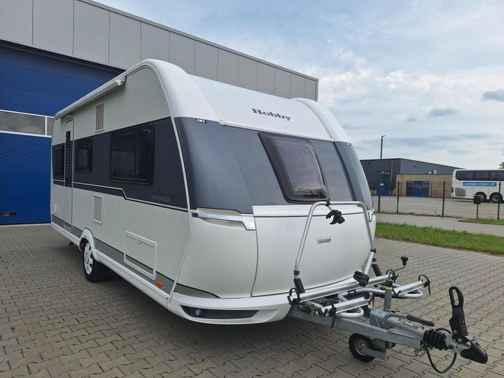 Hobby Prestige 495 UL - Mover Luiffel (1017342), Caravans en Kamperen, Caravans, Particulier, tot en met 4, 1250 - 1500 kg, Rondzit