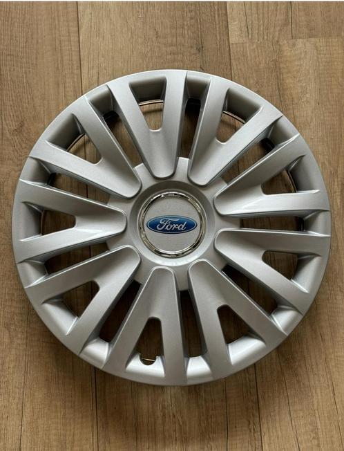 Zilvere Wieldop Set Ford Ka/Fiesta - 14 inch Nieuw In Doos!, Auto diversen, Wieldoppen, Nieuw, Ophalen of Verzenden