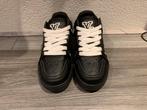 Nette Louis vuitton sneaker nieuw maat 39 valt als 38, Kinderen en Baby's, Kinderkleding | Schoenen en Sokken, Ophalen of Verzenden