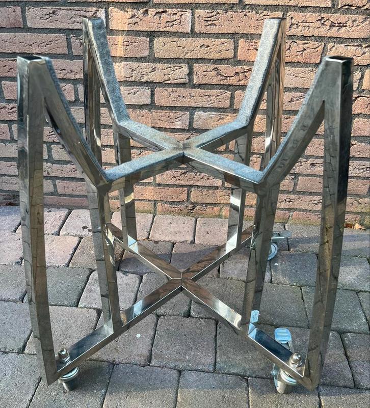 Chroom Onderstel voor Kamado Grill (Black Bastard,Green Egg), Tuin en Terras, Houtskoolbarbecues, Zo goed als nieuw, Ophalen of Verzenden