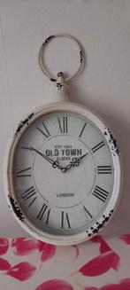 Landelijke Wandklok - Old Town, Ophalen of Verzenden, Gebruikt, Analoog, Wandklok