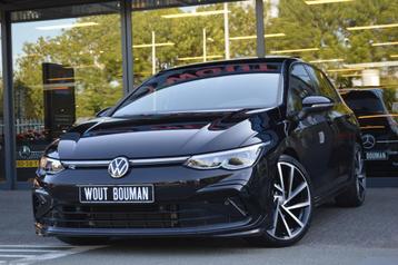 Volkswagen Golf 1.5 eTSI R-Line DSG Led Panorama Virtual Sfe beschikbaar voor biedingen