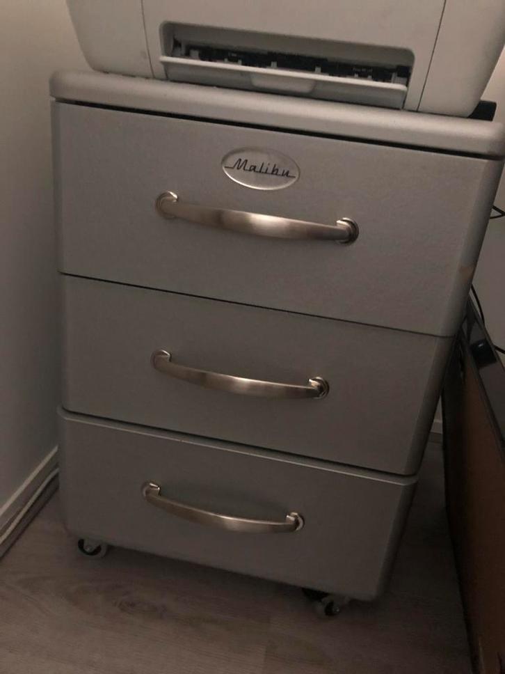 Set van 2 Tenzo Malibu ladekasten grijs, Huis en Inrichting, Kasten | Ladekasten, Zo goed als nieuw, Minder dan 100 cm, Minder dan 50 cm