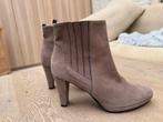 Super suede enkellaarsjes Lilian m 40 NIEUW!, Lilian, Beige, Lage of Enkellaarzen, Nieuw