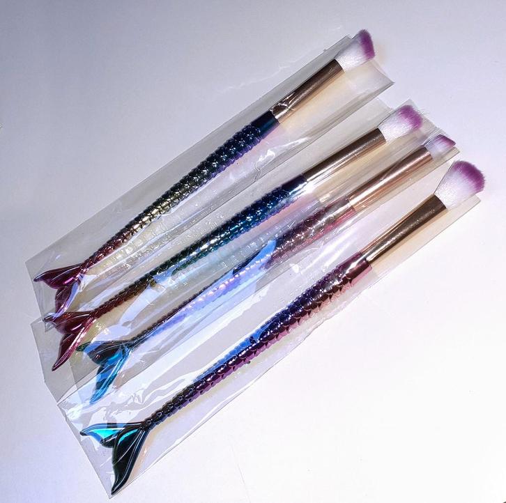 Kwasten set 4 regenboog zeemeermin makeupkwasten, Sieraden, Tassen en Uiterlijk, Uiterlijk | Cosmetica en Make-up, Nieuw, Toebehoren