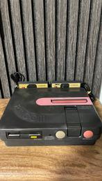 Sharp Twin Famicom, Spelcomputers en Games, Spelcomputers | Nintendo NES, Ophalen of Verzenden, Gebruikt, Met 2 controllers