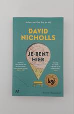 David Nicholls - Je bent hier, Gelezen, Ophalen of Verzenden, Nederland, David Nicholls