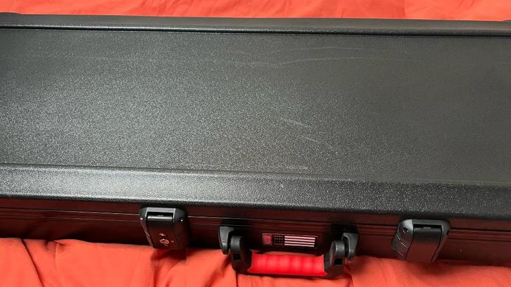 Gator TSA Bass Guitar Case, Muziek en Instrumenten, Behuizingen en Koffers, Zo goed als nieuw, Elektrische basgitaar, Flightcase