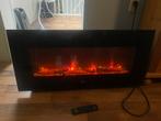 Livin flame heater met afstandsbediening en ophang steun, Ophalen, Zo goed als nieuw, Elektrische haard