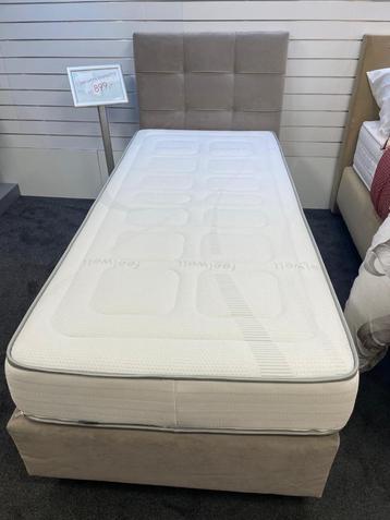 1 Persoons Boxspring 90x200cm beschikbaar voor biedingen