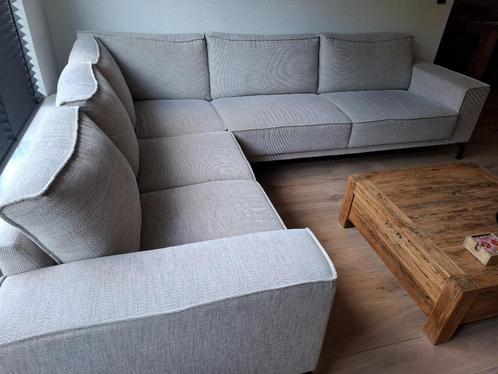 Hoekzitbank (2-2,5) om lekker te relaxen!, Huis en Inrichting, Banken | Complete zithoeken, Zo goed als nieuw, Metaal, Stof, Ophalen