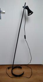 Vloerlamp, leeslamp, staande lamp LAGRA van Ikea, Modern, industrieel, minimalistisch, 100 tot 150 cm, Ophalen of Verzenden, Zo goed als nieuw