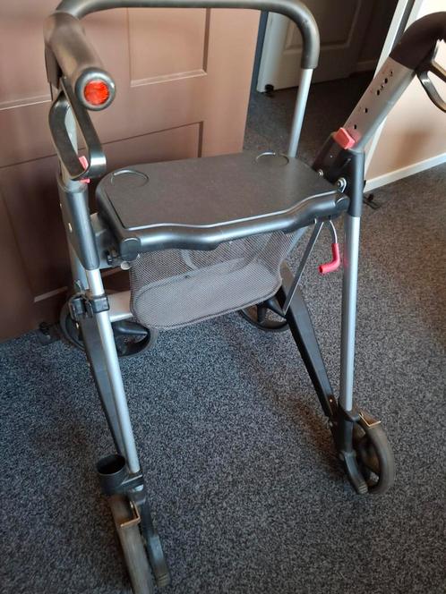 Rollator 8,9kg, Diversen, Rollators, Zo goed als nieuw, Ophalen