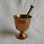 Vijzel messing met stamper op voet, Antiek en Kunst, Antiek | Koper en Brons, Ophalen of Verzenden