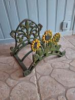 Brocante Franse gietijzeren tuinslang houder zonnebloemen, Ophalen of Verzenden, Gebruikt, Metaal, Overige typen