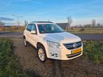 Mooie Tiguan sportstyle pano schuifdak., Auto's, Euro 5, Stof, Zwart, 4 cilinders