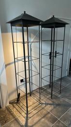 2 vitrine kasten zwart staal  met glasplaten en licht, Huis en Inrichting, Woonaccessoires | Zuilen en Pilaren, Ophalen, Gebruikt