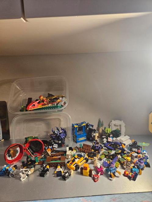 Lego sets+popptjes+stenen, Antiek en Kunst, Kunst | Schilderijen | Abstract, Ophalen of Verzenden