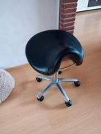 Zadelkruk - Zo goed als nieuw!, Huis en Inrichting, Barkrukken, Ophalen, Zo goed als nieuw, In hoogte verstelbaar, 1 kruk