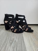 Mooi Zwarte Sandalen met Hak, Zwart, Nieuw, Ophalen of Verzenden, Schoenen met hoge hakken