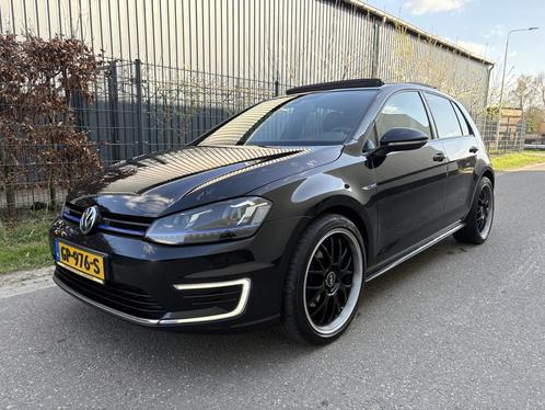 Volkswagen Golf 1.4 TSI GTE / AUTOMAAT / PANORAMADAK / NAVI, Auto's, Volkswagen, Particulier, Te koop, Golf, ABS, Airbags, Airconditioning