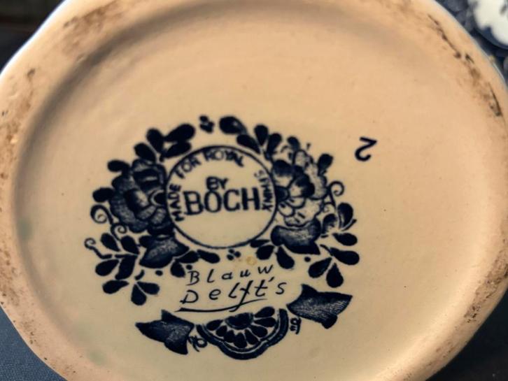Twee Boch Royal Sphinx Delft's Vazen, Antiek en Kunst, Antiek | Vazen, Ophalen of Verzenden