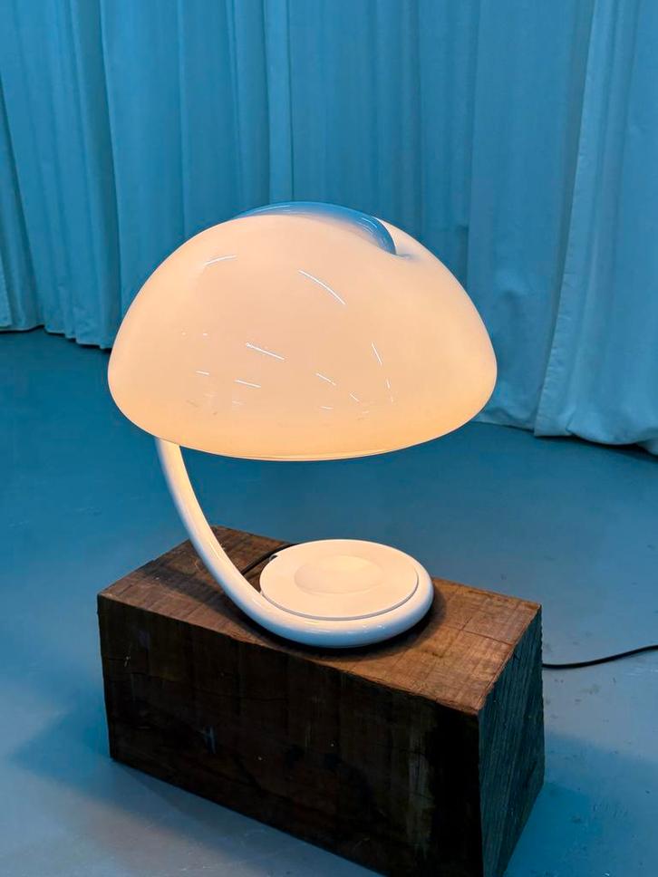 Serpente Tafellamp Martinelli Luce, Huis en Inrichting, Lampen | Tafellampen, Zo goed als nieuw, Minder dan 50 cm, Kunststof, Metaal