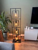 2x Vloerlamp Reefs Interior Turn Vierkant– Zo goed als nieuw, Ophalen, Gebruikt, Metaal, 150 tot 200 cm