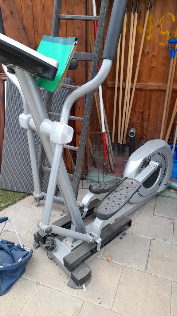 Proteus Crosstrainer - Fitness voor Thuis, Sport en Fitness, Fitnessapparatuur, Gebruikt, Crosstrainer, Armen, Benen, Buik, Rug