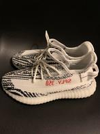 Adidas Yeezy Boost 350 V2 Zebra - maat 42, Kleding | Heren, Schoenen, Adidas yeezy, Wit, Nieuw, Ophalen of Verzenden