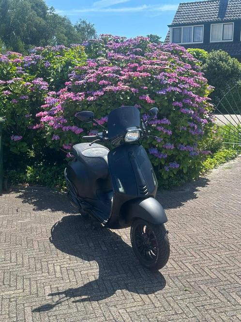 VESPA SPRINT 4t2V mat zwart, Fietsen en Brommers, Scooters | Piaggio, Gebruikt, Overige modellen, Benzine, Ophalen of Verzenden