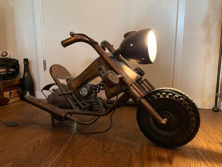 Unieke Motorfiets Lamp - Handgemaakt, Antiek en Kunst, Antiek | Lampen, Ophalen
