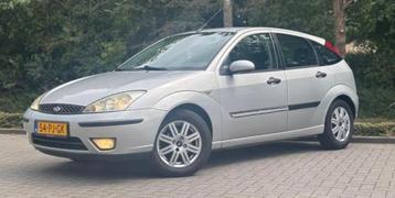 Ford Focus 1.6 I Ghia 2004 Grijs, APK juni 2026, beschikbaar voor biedingen