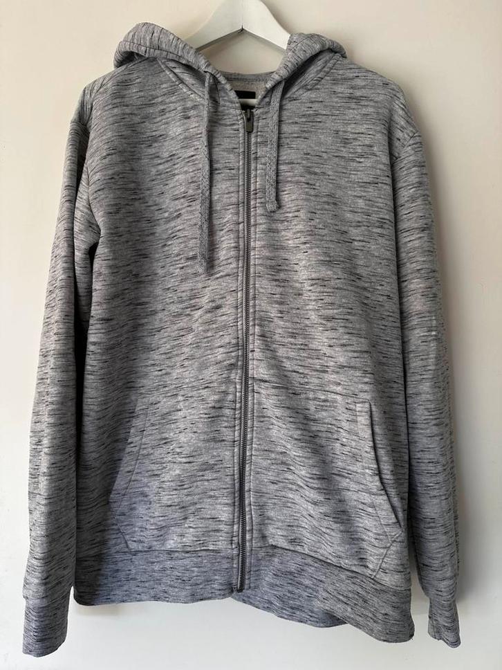 Grijs gemêleerd vest van Reserved, Kleding | Heren, Truien en Vesten, Zo goed als nieuw, Maat 52/54 (L), Grijs, Ophalen of Verzenden
