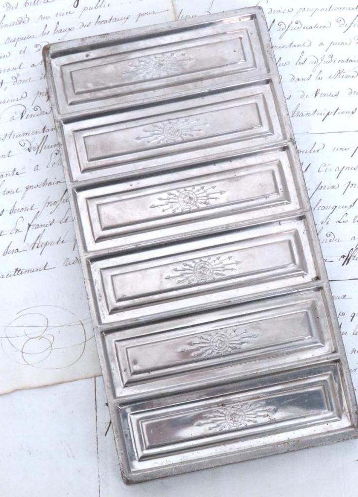 Oude chocolade vorm Anton Reiche No. 070 P “6 Repen”, Antiek en Kunst, Curiosa en Brocante, Ophalen of Verzenden