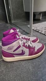 Nike jordans paars 38.5, Ophalen of Verzenden, Zo goed als nieuw, Schoenen