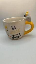 Papegaaienmok “Be unique in the jungle”., Ophalen of Verzenden, Gebruikt, Aardewerk