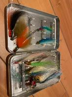 Snoek streamers 25stuk in Alumium Perine box, Watersport en Boten, Hengelsport | Vliegvissen, Ophalen of Verzenden, Zo goed als nieuw